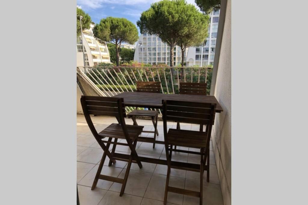 Superbe Appartement Climatise A 3 Min De La Mer Λα Γκραντ-Μοτ Εξωτερικό φωτογραφία