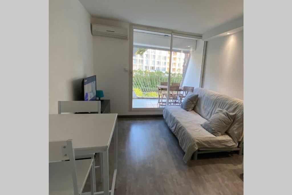 Superbe Appartement Climatise A 3 Min De La Mer Λα Γκραντ-Μοτ Εξωτερικό φωτογραφία