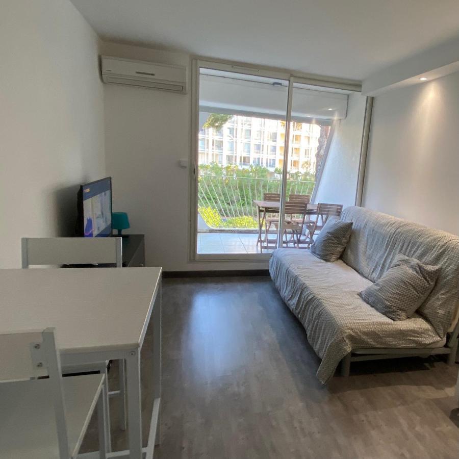 Superbe Appartement Climatise A 3 Min De La Mer Λα Γκραντ-Μοτ Εξωτερικό φωτογραφία
